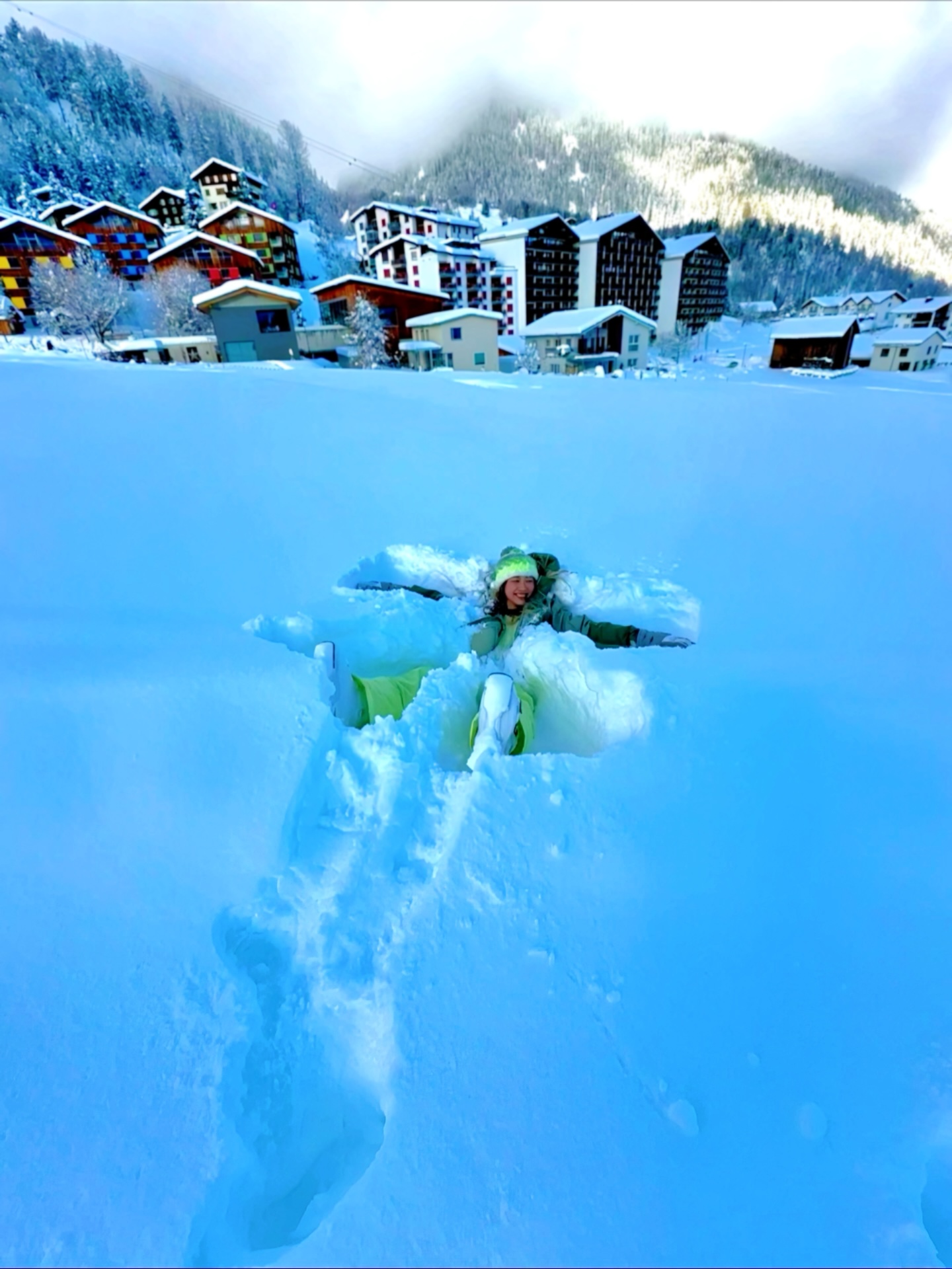 Molly Skiing