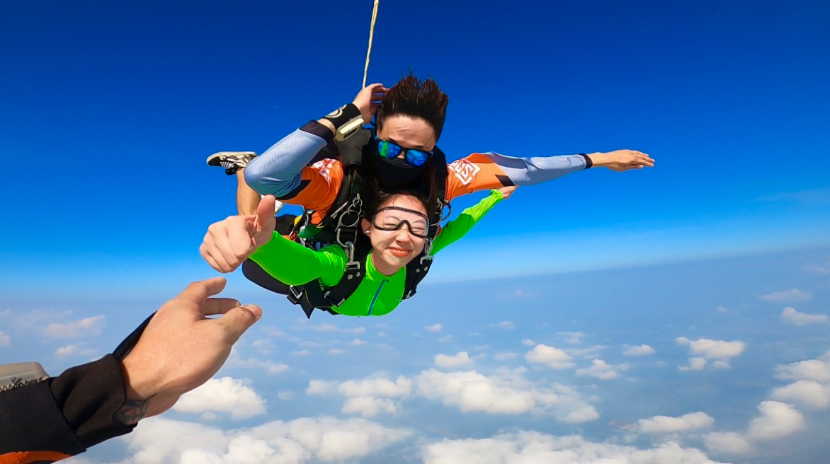 Molly skydiving